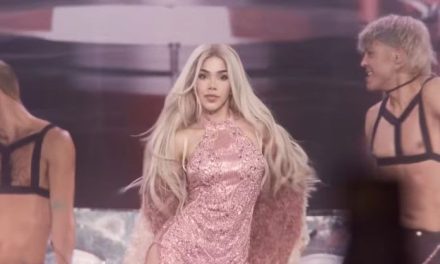 Kenia Os rompe récords con ‘K de Karma’ y se consolida como la reina del pop mexicano en 2026