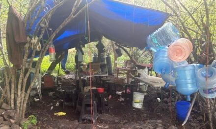 Localizan laboratorio clandestino y aseguran más de tres toneladas de químicos en Acámbaro