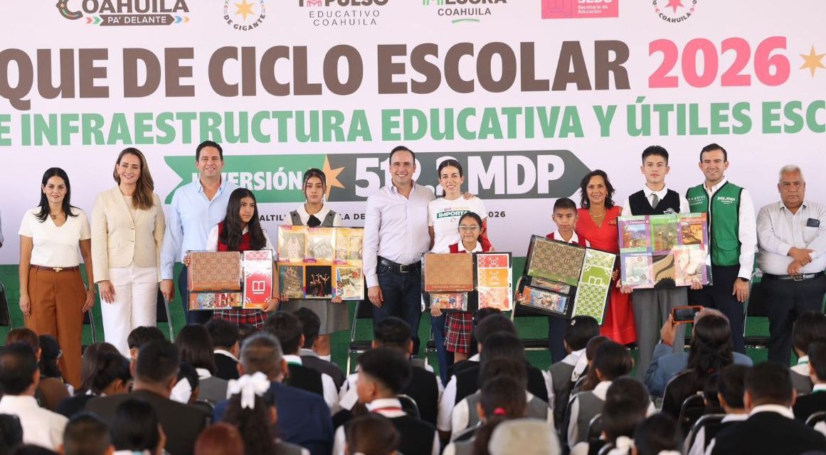 Arranca Manolo programa de útiles escolares gratis para 500 mil alumnos