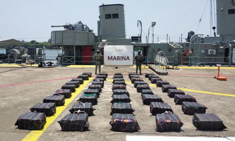 Semar asegura casi 9 toneladas de presunta droga en el Pacífico mexicano