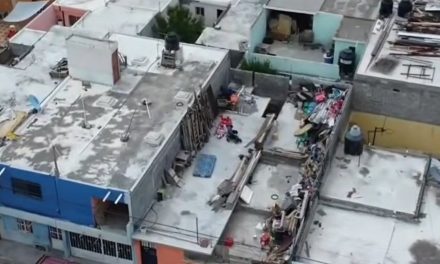 Saltillo: Niño pide auxilio tras pasar la noche en la azotea de un domicilio