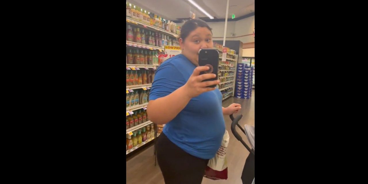 Mujer de origen latino amenaza a mexicana con llamar a ICE