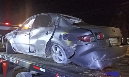 Sufre volcadura y termina lesionado en Arteaga
