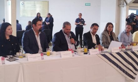Tomás Gutiérrez expone las bondades de invertir en Ramos Arizpe