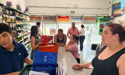 Familias gastan entre mil 500 y 2 mil pesos en útiles escolares