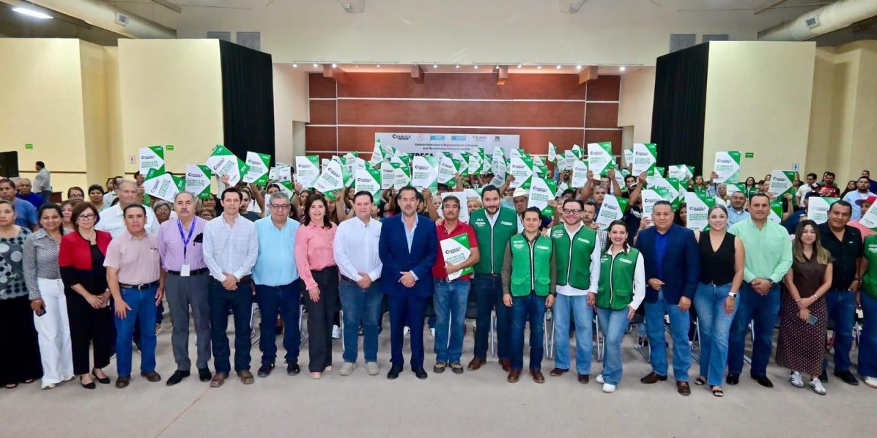 Gobernador impulsa certeza jurídica para 234 familias de Monclova