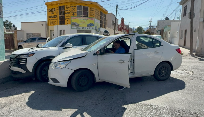 Ignora señal de alto y provoca accidente en zona Centro