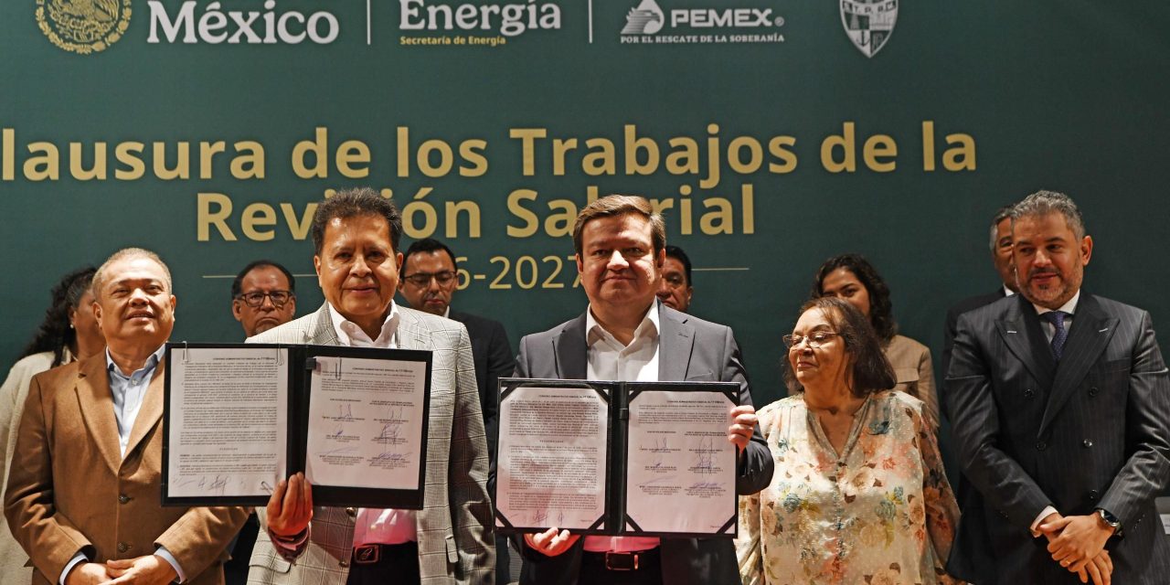 Acuerdan Pemex y sindicato alza de 7.5% en salarios