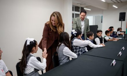 Brindan informe de acciones a favor de la niñez saltillense