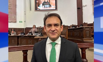 Álvaro Moreira se encuentra estable