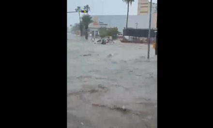Tormenta tropical Marie desborda el arroyo Lagunitas y causa severos daños en Cabo San Lucas