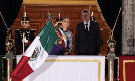 Claudia Sheinbaum encabeza su segunda ceremonia del Grito de Independencia en el Zócalo