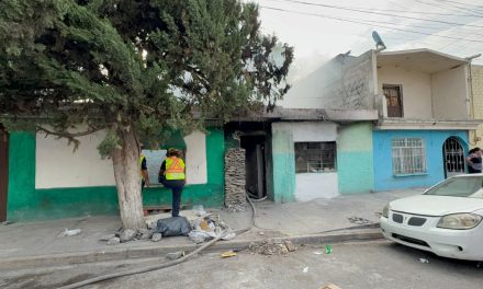 Se incendia casda abandonada en Saltillo