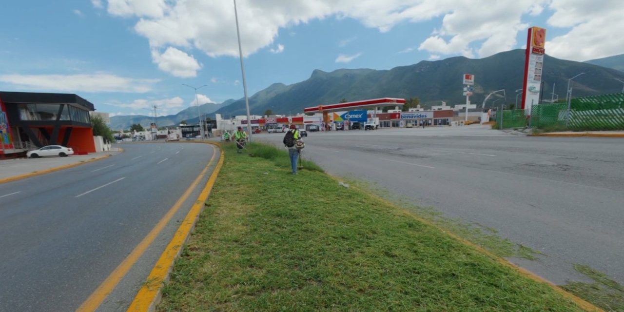 Javier Díaz atiende de manera integral el bulevar Emilio Arizpe al sur de Saltillo