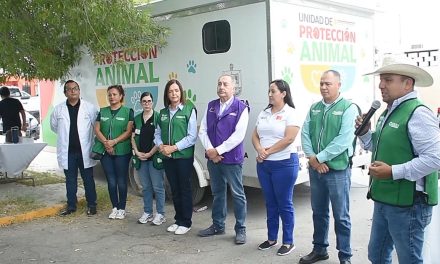 Lleva alcaldesa de Frontera Sari Pérez brigada de salud a la colonia Luis Donaldo Colosio