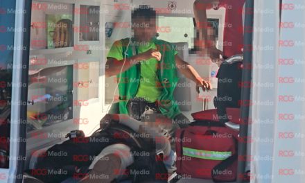 Ciclista y motociclista resultan lesionados tras choque en Arteaga