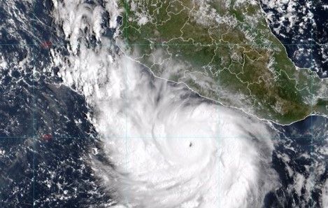 El huracán Polo alcanza la categoría 5 y amenaza con lluvias intensas y oleaje severo en el Pacífico mexicano
