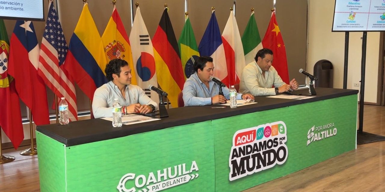 Presentan ‘Aquí andamos por el mundo’