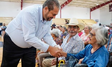 Ramos Arizpe cuida y acompaña a sus adultos mayores