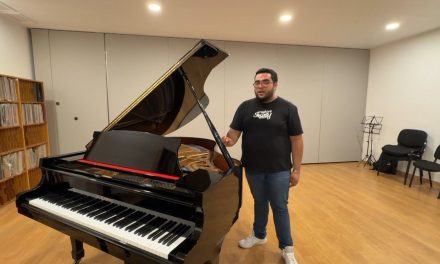 Saltillense es premiado a nivel internacional en composición musical