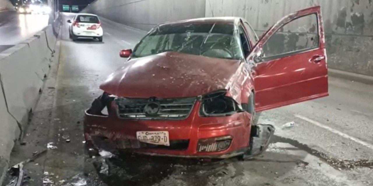 Sufre volcadura tras dormitar en Saltillo