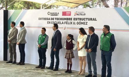 Entregan techumbre en primaria Félix U. Gómez de Saltillo