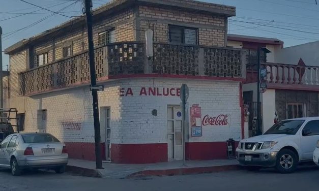Denuncian a adulto mayor exhibicionista en Saltillo