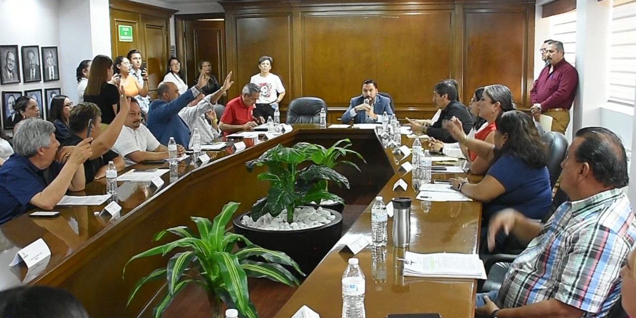 Toman protesta nuevos funcionarios en el Ayuntamiento de Monclova
