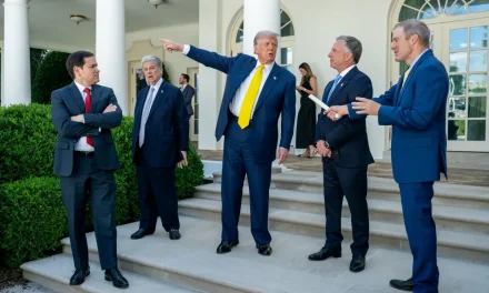 CNN, MS NOW y Politico demandarán a la administración de Donald Trump por prohibirles el acceso a la Casa Blanca