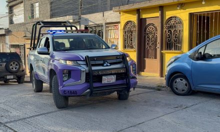Mujer termina atropellada por pelear con su pareja en Saltillo