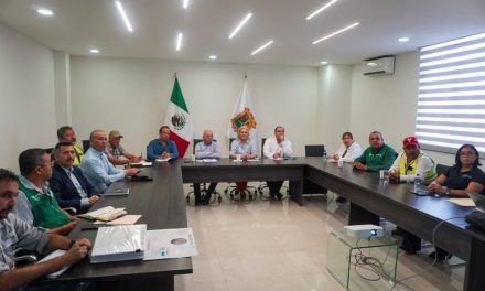 Se reúne municipio y estado para abordar el abastecimiento de agua en Múzquiz