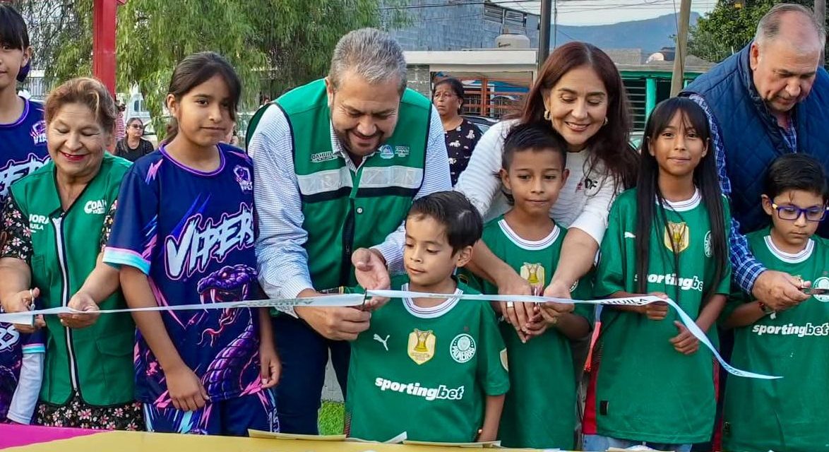 Entrega Tomás Gutiérrez renovada Plaza Texcoco en Analco