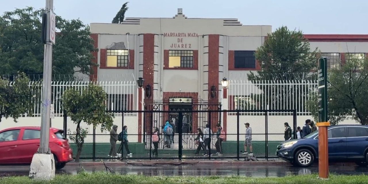 Escuelas de Saltillo registran asistencia normal pese a las lluvias