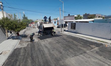 Intensifica el alcalde Javier Díaz  rehabilitación de calles en Loma Linda